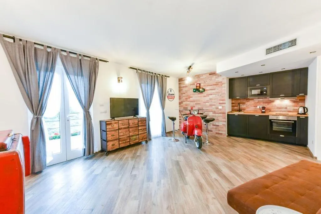 Vespa Apartments Moneglia 0*,  Italie