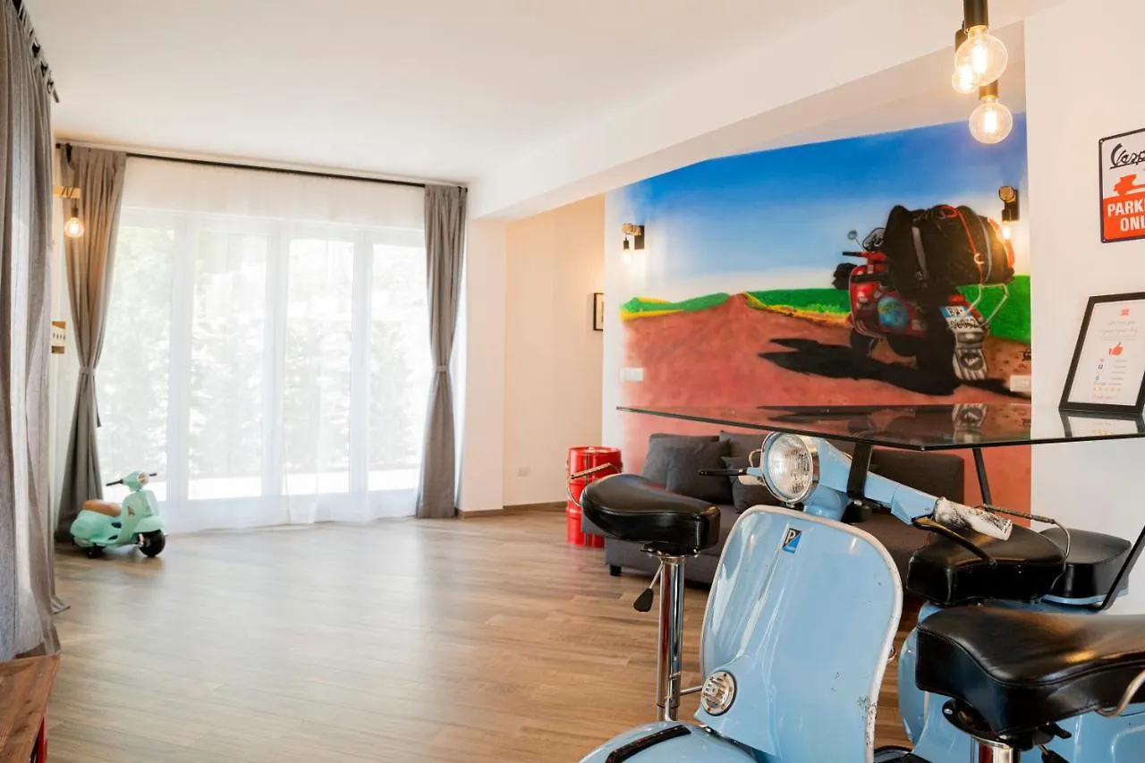 Vespa Apartments Moneglia